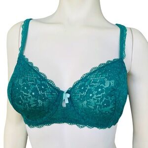 Gilligan and O’Malley Green Lace Balconette Bra
